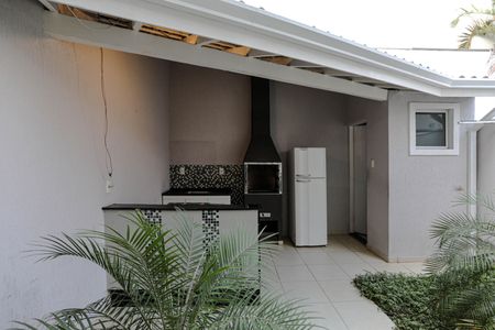 Casa para alugar com 125m², 3 quartos e 2 vagasQuintal