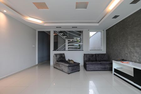 Sala de casa para alugar com 3 quartos, 125m² em Vila Nova Socorro, Mogi das Cruzes