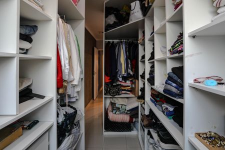 Casa para alugar com 125m², 3 quartos e 2 vagasCloset - Quarto 1 - Suíte