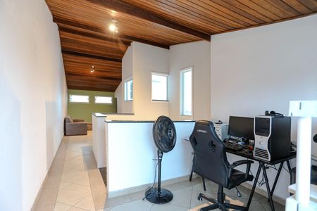 Casa para alugar com 125m², 3 quartos e 2 vagasEscritório