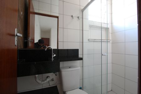 Banheiro de casa para alugar com 1 quarto, 20m² em Vila Olímpia, São Paulo