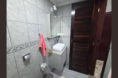 Apartamento para alugar com 90m², 2 quartos e 1 vaga Apartamento para alugar com 90m², 2 quartos e 1 vagaBanheiro da Suíte 1