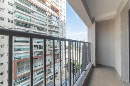Varanda de kitnet/studio à venda com 1 quarto, 22m² em Vila Cordeiro, São Paulo
