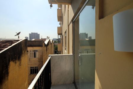 Apartamento à venda com 67m², 2 quartos e 1 vagaVaranda