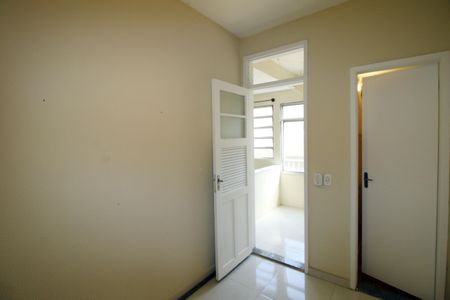Apartamento à venda com 67m², 2 quartos e 1 vagaQuarto de Serviço