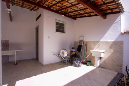 Casa para alugar com 80m², 1 quarto e sem vagaÁrea de Serviço