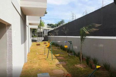 Apartamento para alugar com 39m², 2 quartos e sem vagaÁrea comum - Playground