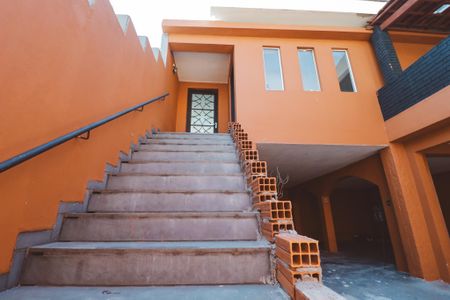 Casa para alugar com 200m², 3 quartos e 4 vagasEntrada