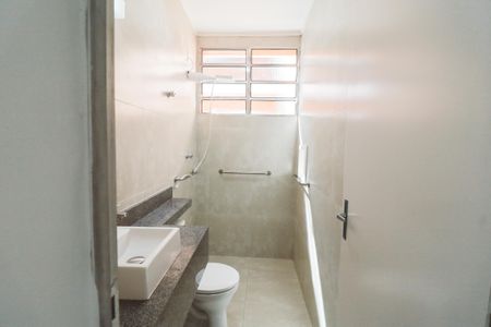 Casa para alugar com 200m², 3 quartos e 4 vagasBanheiro da Suíte