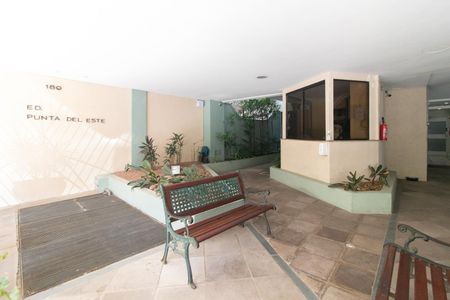 Apartamento à venda com 186m², 3 quartos e sem vagaHall de entrada