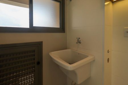 Apartamento para alugar com 100m², 3 quartos e 2 vagas Apartamento para alugar com 100m², 3 quartos e 2 vagasCozinha