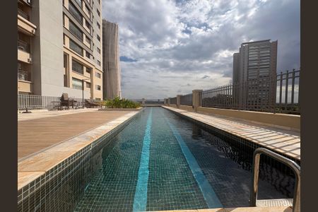 Apartamento para alugar com 100m², 3 quartos e 2 vagas Apartamento para alugar com 100m², 3 quartos e 2 vagasÁrea comum - Piscina