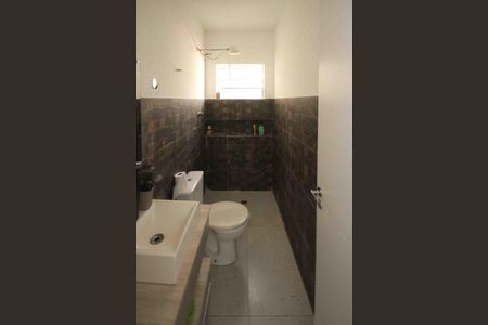 Casa à venda com 144m², 3 quartos e 1 vagaBanheiro