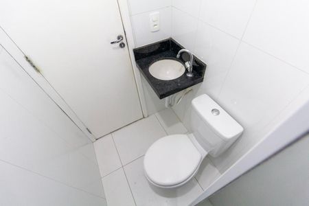 Apartamento à venda com 40m², 2 quartos e sem vaga Apartamento à venda com 40m², 2 quartos e sem vagaBanheiro