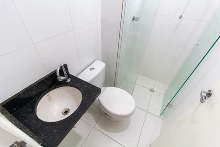 Apartamento à venda com 40m², 2 quartos e sem vaga Apartamento à venda com 40m², 2 quartos e sem vagaBanheiro