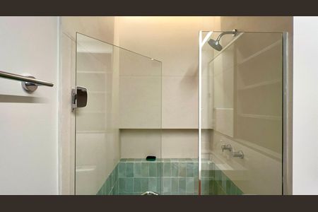 Apartamento à venda com 157m², 3 quartos e 2 vagasBanheiro da Suíte 1
