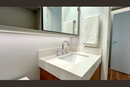 Apartamento à venda com 157m², 3 quartos e 2 vagasBanheiro da Suíte 1