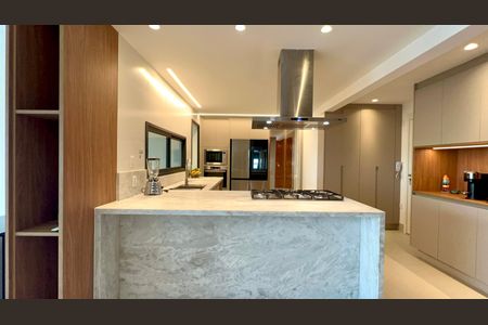 Apartamento à venda com 157m², 3 quartos e 2 vagasCozinha