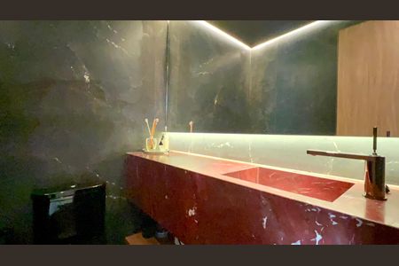 Apartamento à venda com 157m², 3 quartos e 2 vagasLavabo
