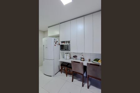 Apartamento à venda com 97m², 3 quartos e 2 vagasCozinha