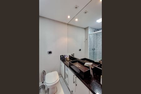 Apartamento à venda com 97m², 3 quartos e 2 vagasBanheiro da Suíte