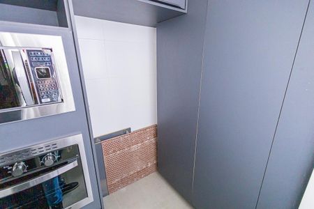 Apartamento à venda com 102m², 3 quartos e 2 vagasArea de serviço
