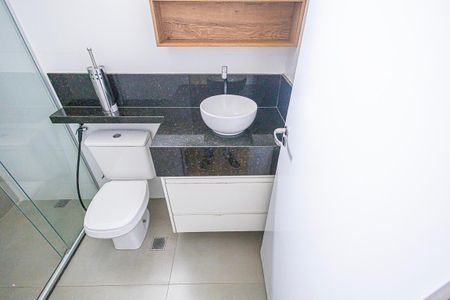 Apartamento à venda com 102m², 3 quartos e 2 vagasBanheiro