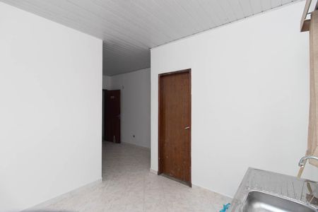 Cozinha de kitnet/studio para alugar com 1 quarto, 20m² em Vila Maria Alta, São Paulo