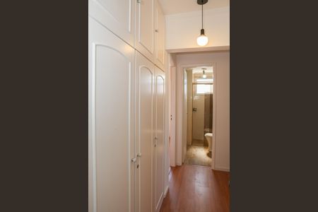 Corredor de apartamento para alugar com 3 quartos, 98m² em Perdizes, São Paulo