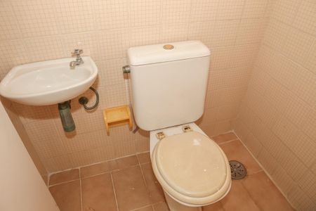Apartamento para alugar com 98m², 3 quartos e 2 vagas Apartamento para alugar com 98m², 3 quartos e 2 vagasBanheiro de serviço