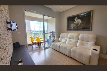 Foto 03 de apartamento para alugar com 2 quartos, 77m² em Conjunto Promorar Raposo Tavares, São Paulo