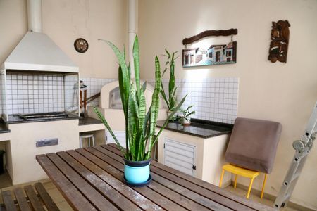 Casa à venda com 250m², 3 quartos e 2 vagasChurrasqueira