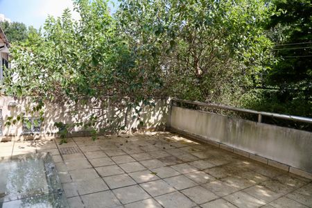 Casa à venda com 250m², 3 quartos e 2 vagasVaranda Quarto 2