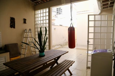 Casa à venda com 250m², 3 quartos e 2 vagasChurrasqueira