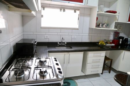 Casa à venda com 250m², 3 quartos e 2 vagasCozinha