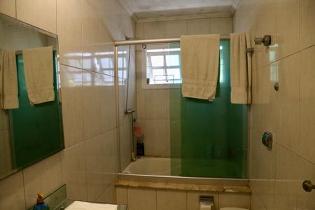 Casa à venda com 250m², 3 quartos e 2 vagasBanheiro 1