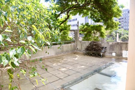 Casa à venda com 250m², 3 quartos e 2 vagasVaranda Quarto 2