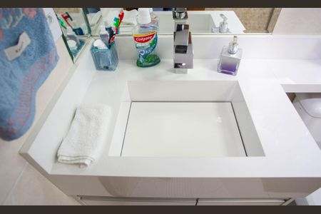 Apartamento à venda com 60m², 2 quartos e sem vagaBanheiro