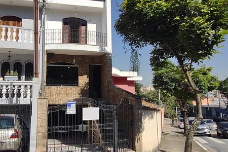 Casa à venda com 170m², 2 quartos e 3 vagasFachada
