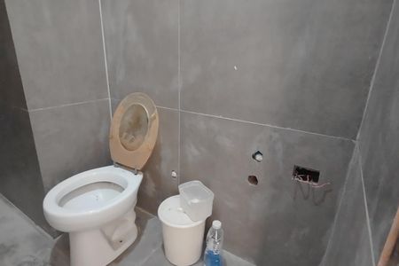 Casa à venda com 170m², 2 quartos e 3 vagasBanheiro 3