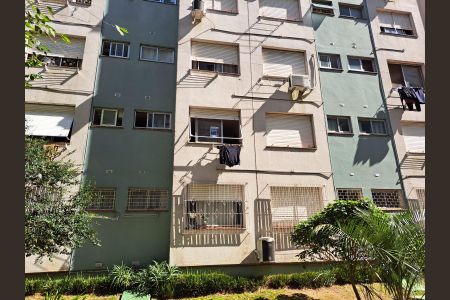 Apartamento à venda com 84m², 3 quartos e 1 vagaAdesivo na Janela