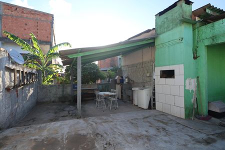 Casa à venda com 90m², 5 quartos e 4 vagasÁrea externa