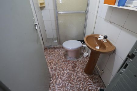 Casa à venda com 90m², 5 quartos e 4 vagasBanheiro 2