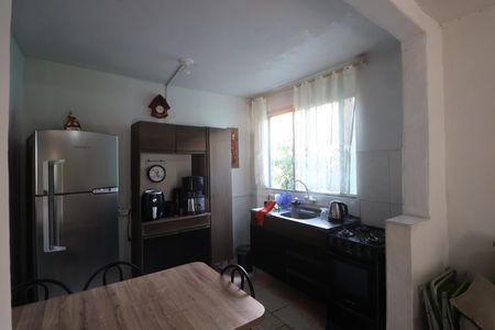 Casa à venda com 90m², 5 quartos e 4 vagasCozinha
