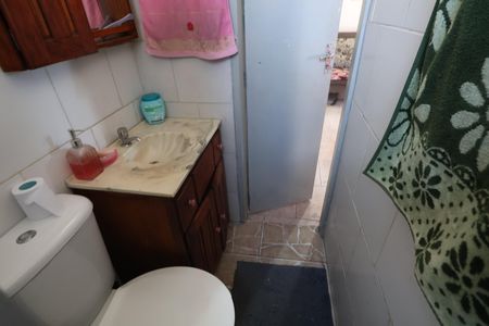 Casa à venda com 90m², 5 quartos e 4 vagasBanheiro 1