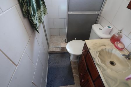 Casa à venda com 90m², 5 quartos e 4 vagasBanheiro 1