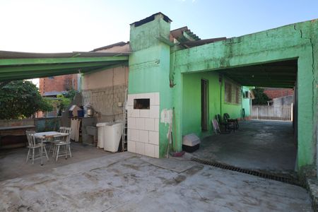 Casa à venda com 90m², 5 quartos e 4 vagasÁrea externa