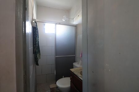 Casa à venda com 90m², 5 quartos e 4 vagasBanheiro 1