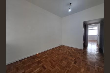 Apartamento para alugar com 140m², 3 quartos e 1 vaga Apartamento para alugar com 140m², 3 quartos e 1 vagaSuíte