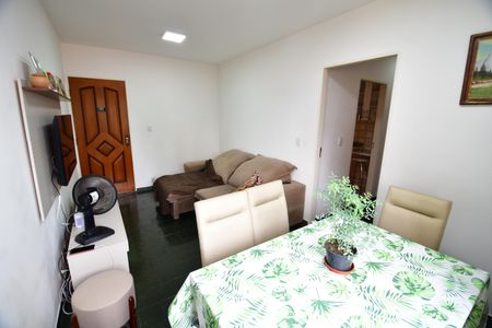 Sala de apartamento à venda com 2 quartos, 73m² em Taquaral, Campinas